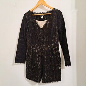 Venus Women's Lace Short Romper Long Sleeve Color Black/Cream Size L